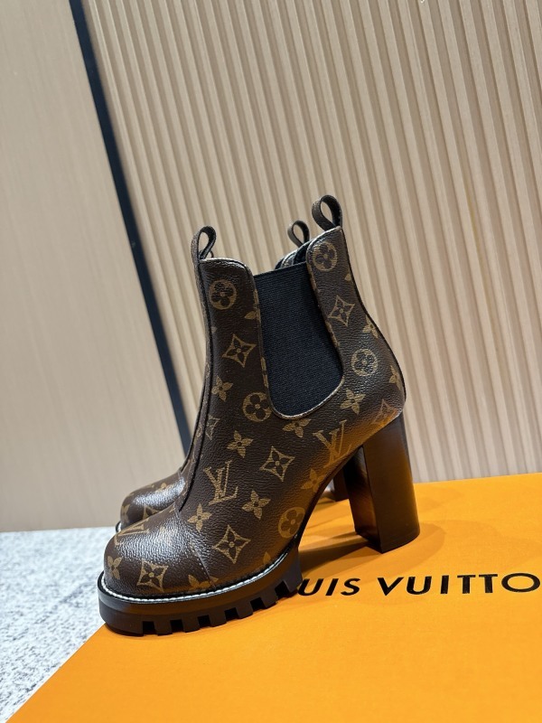 LV 0044