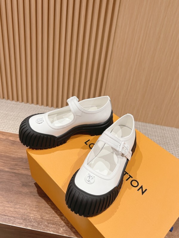 LV 0027