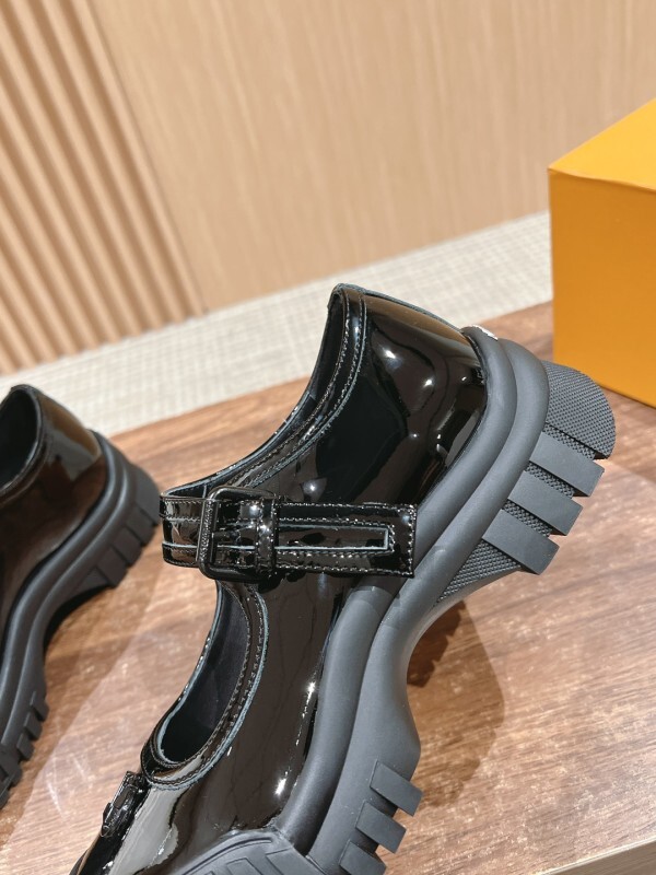 LV 0026