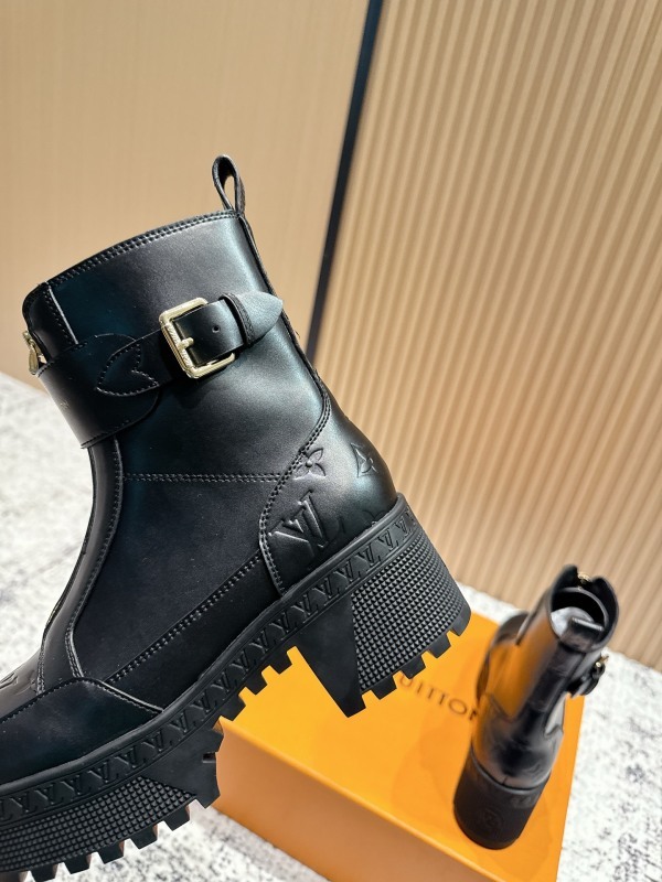 LV 0012