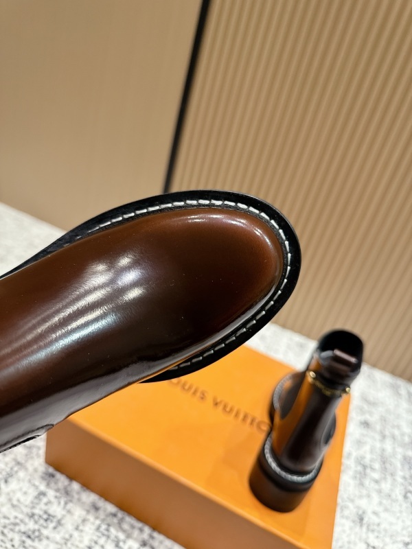 LV 0003