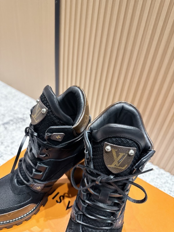 LV 0054