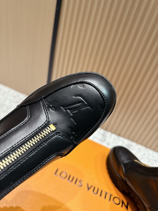 LV 0012