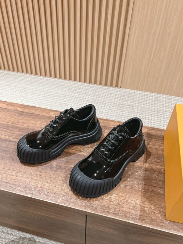 LV 0025