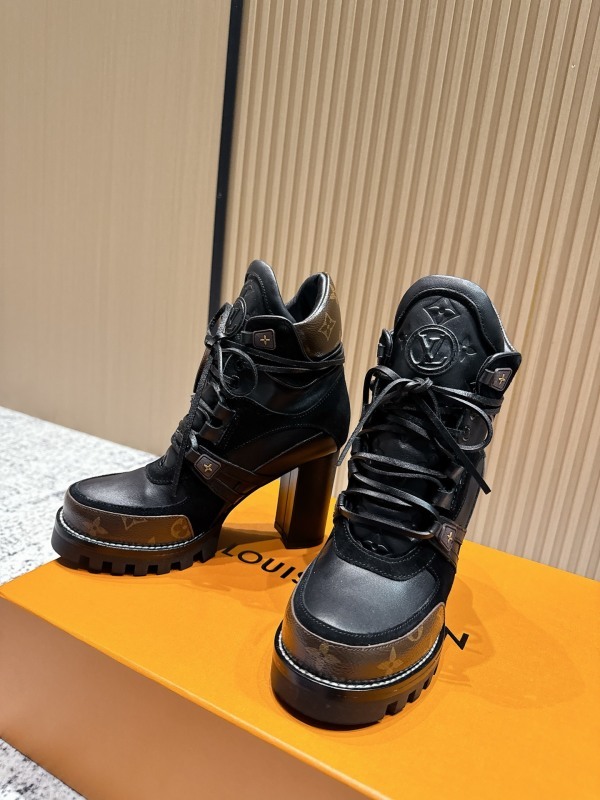 LV 0055