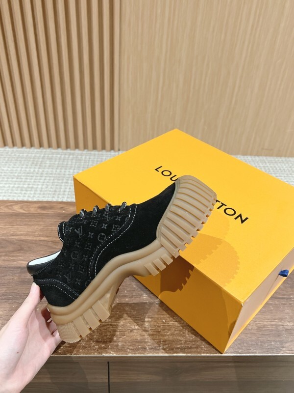 LV 0023