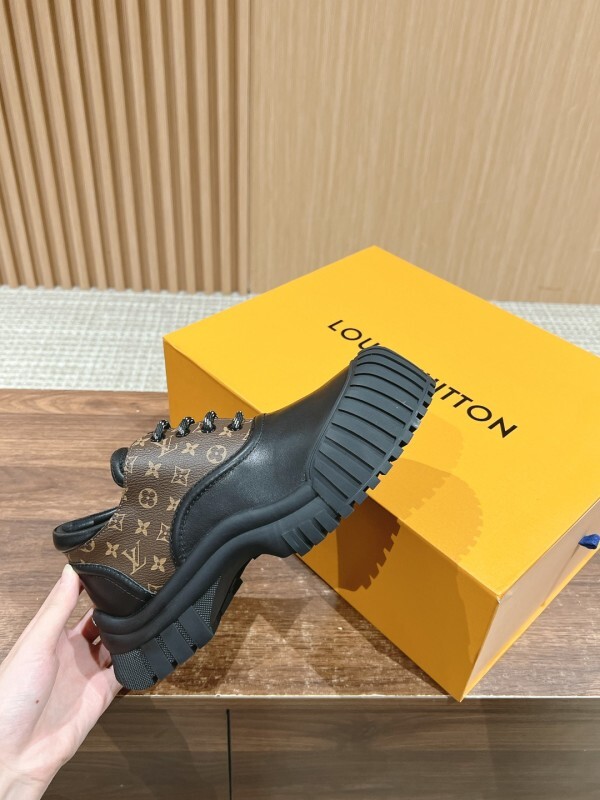 LV 0024