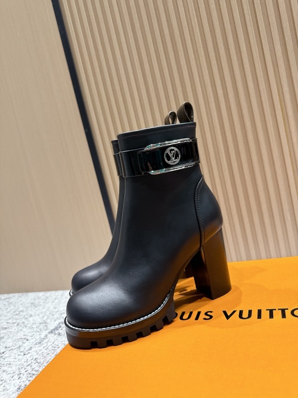 LV 0049