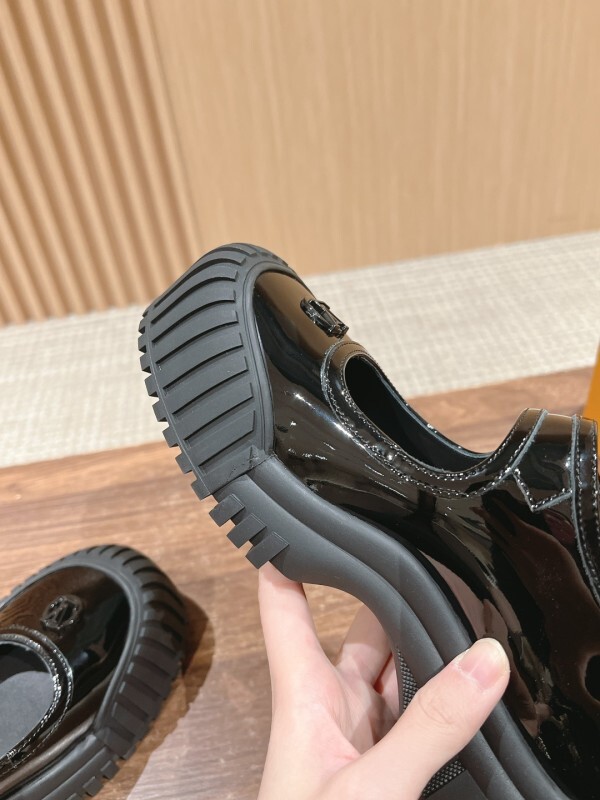 LV 0026