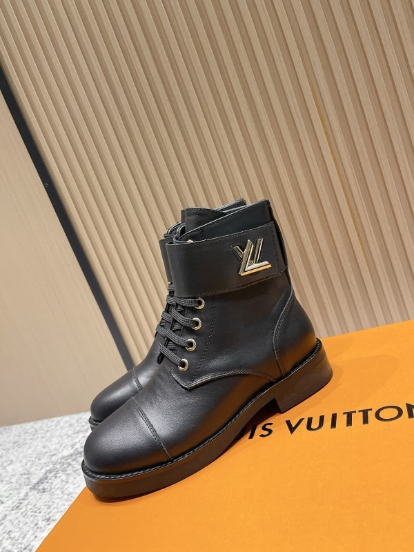 LV 0002