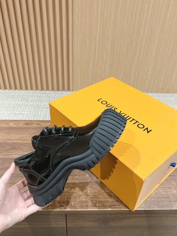 LV 0025
