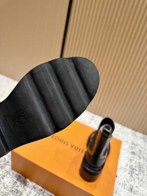 LV 0009