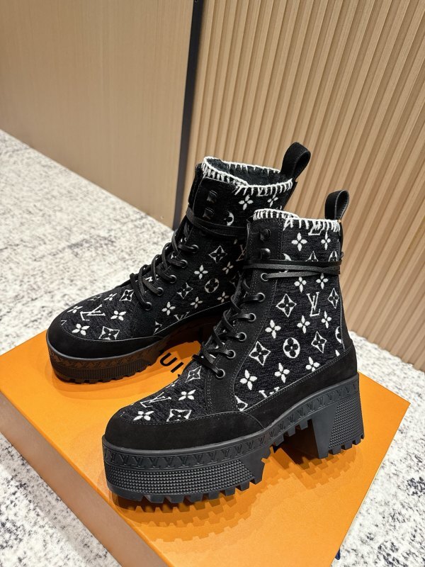 LV 0018