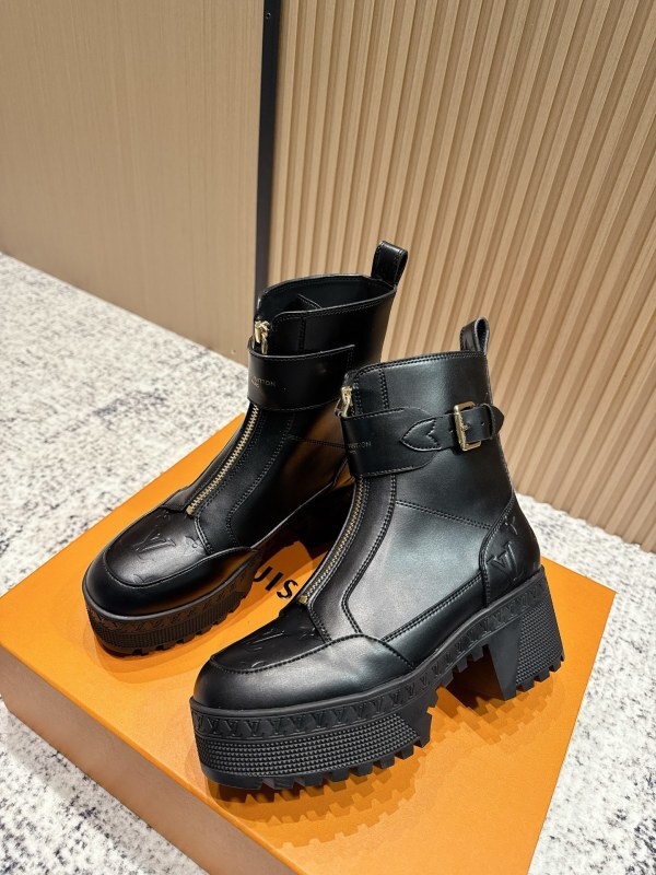 LV 0012