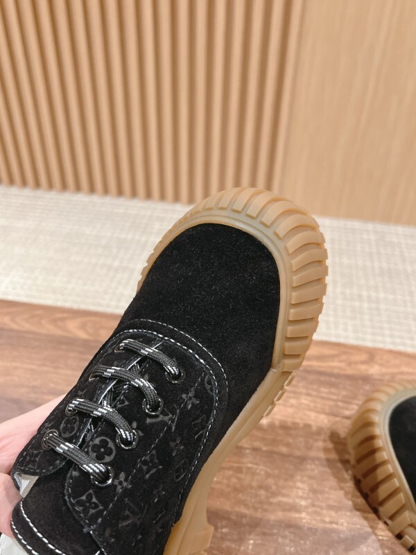 LV 0023