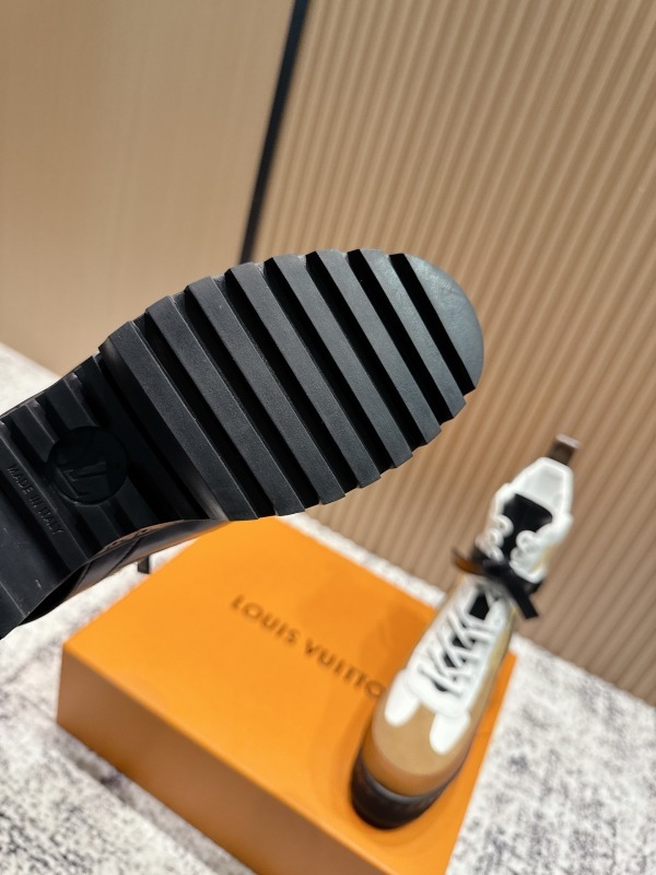 LV 0040