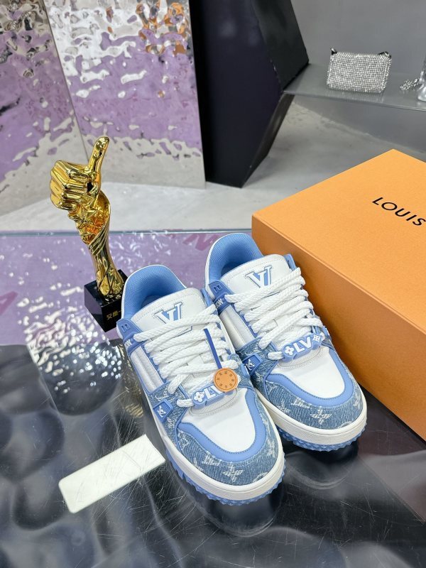 LV 0077
