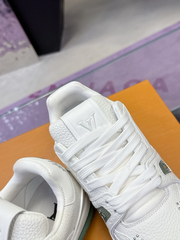 LV 0075