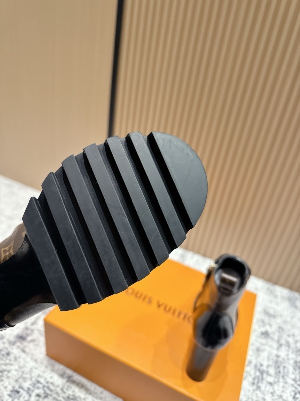 LV 0045