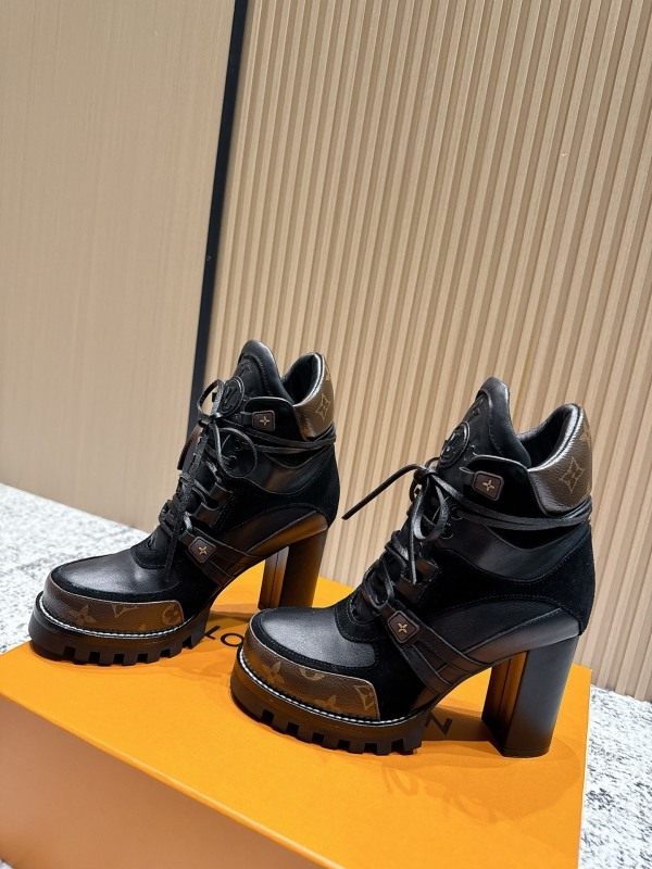 LV 0055