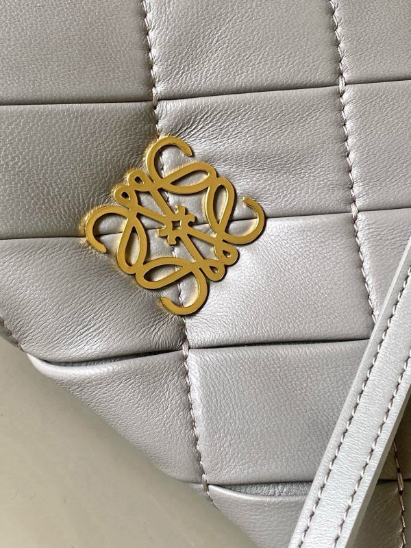 LOEWE 0449