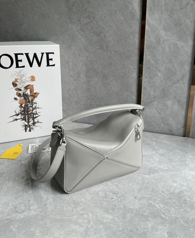 LOEWE 0054