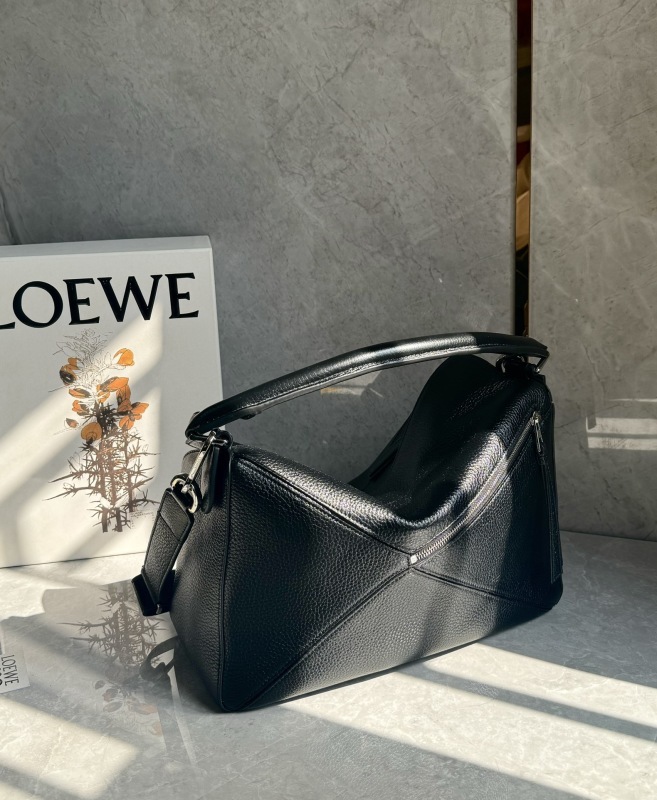 LOEWE 0817