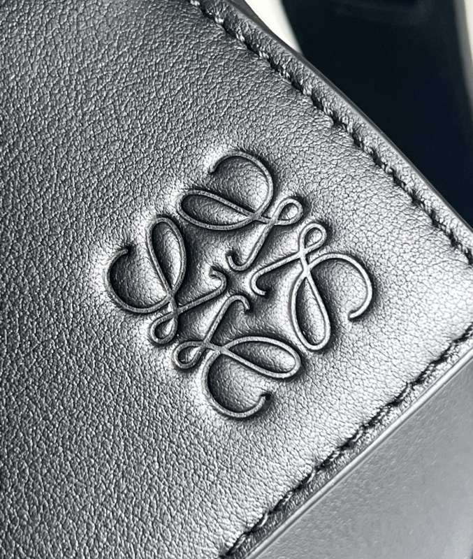 LOEWE 0715