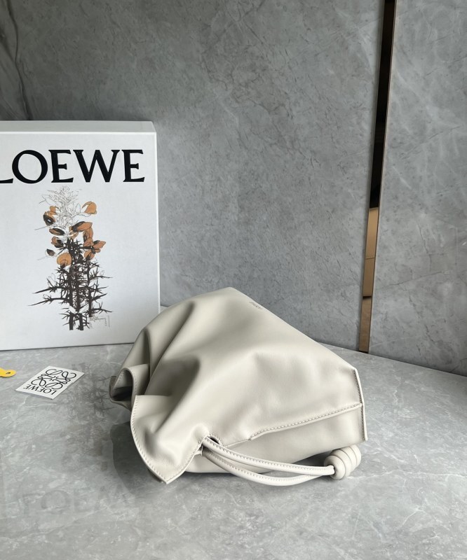 LOEWE 0674