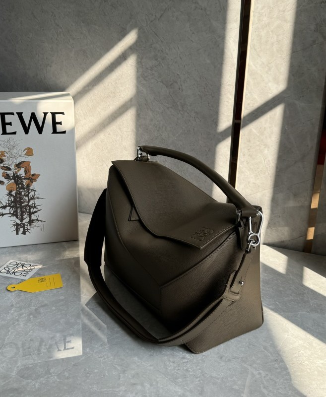 LOEWE 0761