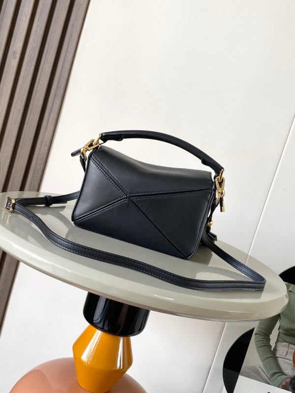 LOEWE 0156