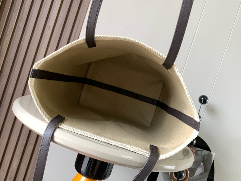 LOEWE 0877
