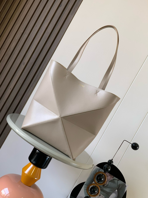 LOEWE 0851