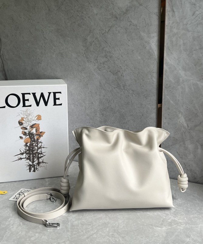 LOEWE 0674