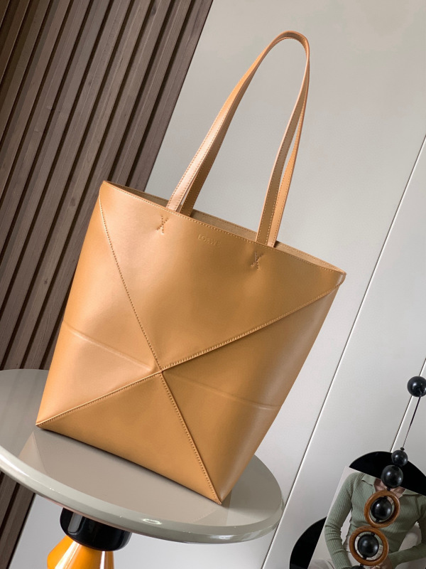 LOEWE 0832