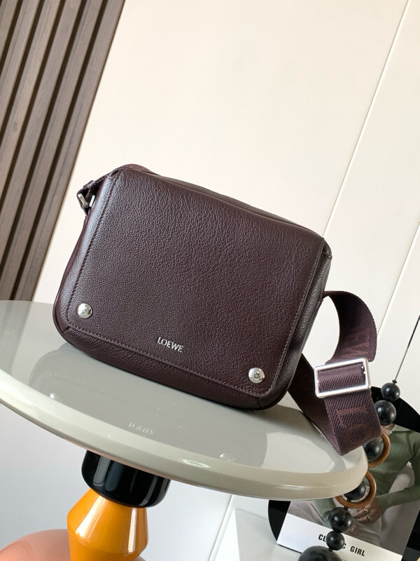 LOEWE 0876