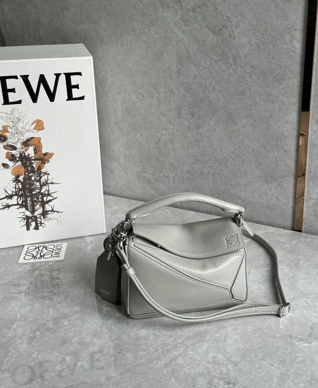 LOEWE 0076
