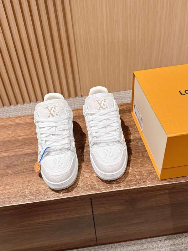 LV 0056
