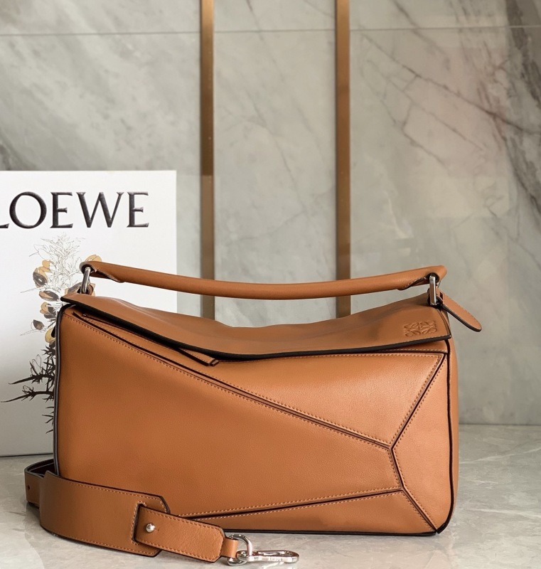 LOEWE 0748