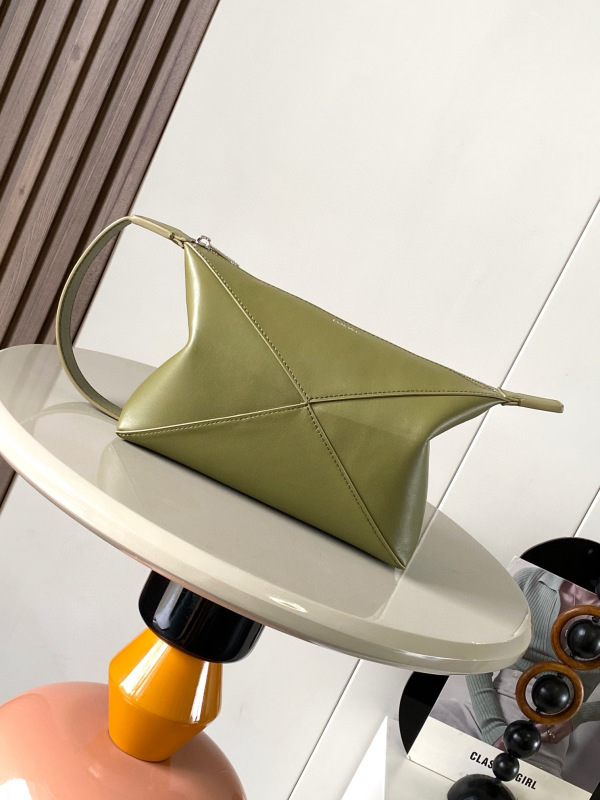 LOEWE 0856
