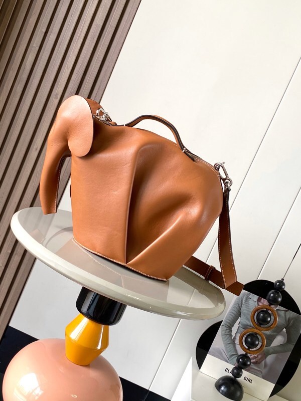 LOEWE 0258