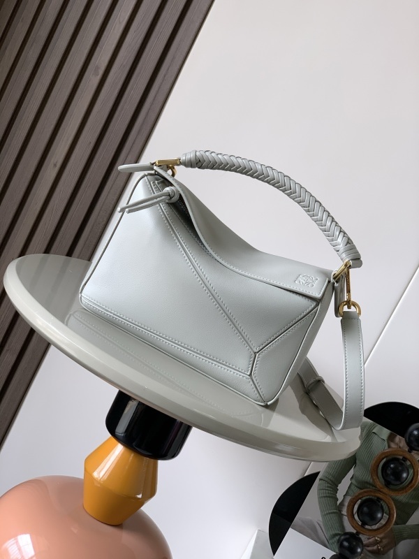 LOEWE 0852