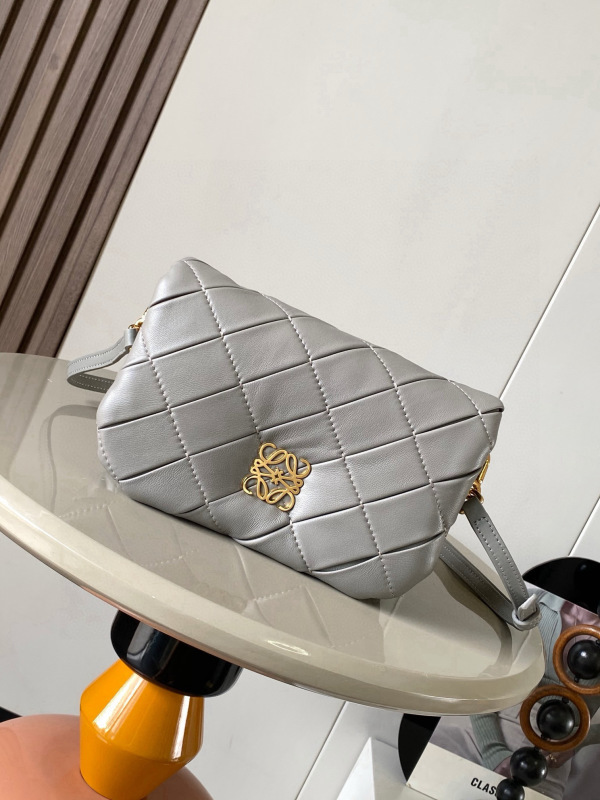 LOEWE 0449