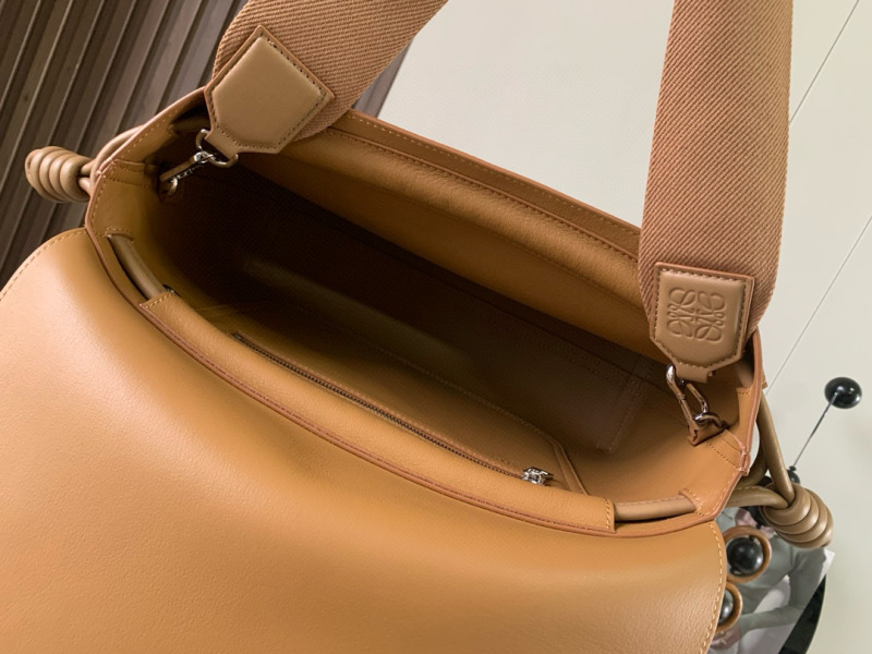 LOEWE 0896