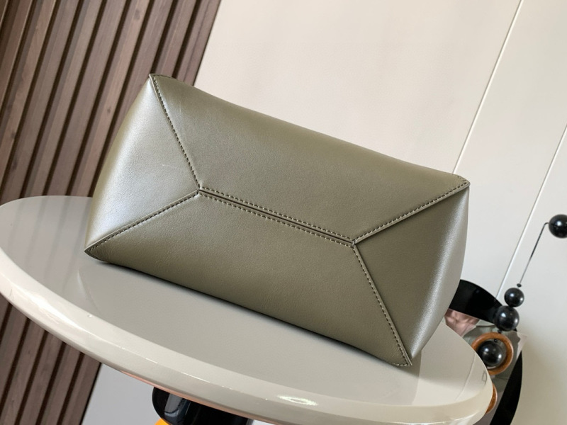 LOEWE 0837