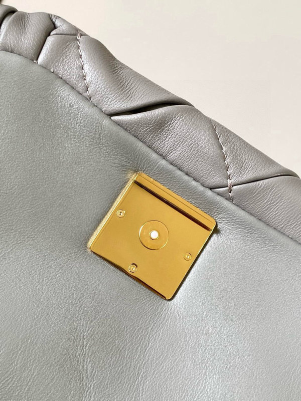 LOEWE 0449