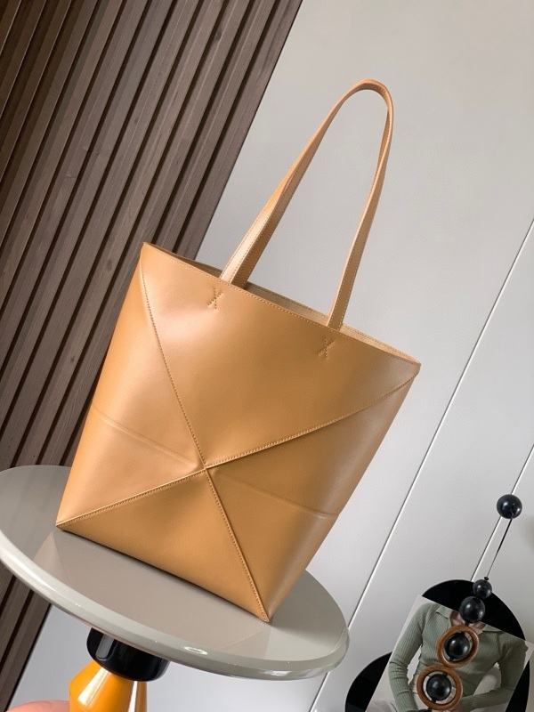 LOEWE 0832