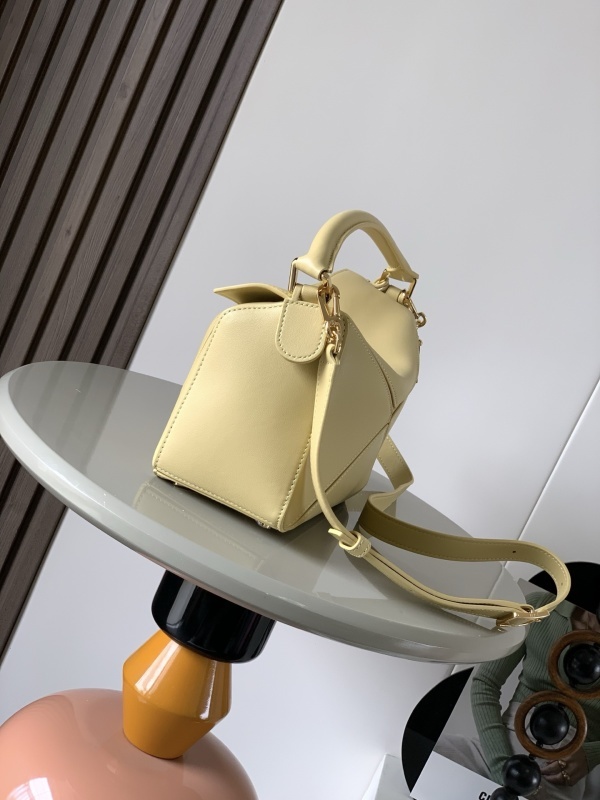 LOEWE 0899