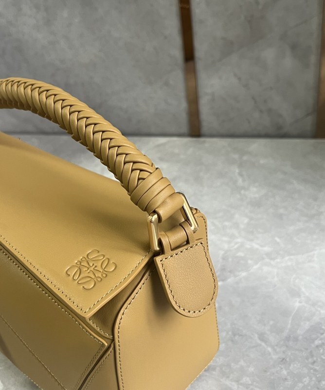 LOEWE 0795
