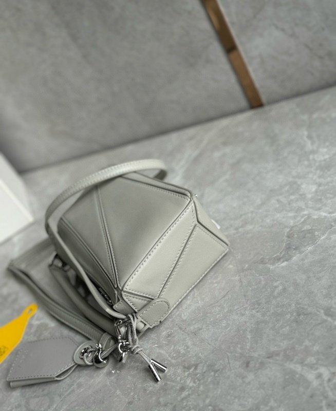 LOEWE 0076